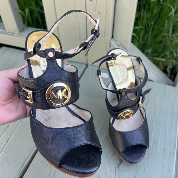 Michael Kors, McKenzie Black Women Heel Sandals Size 9 - Picture 7 of 12